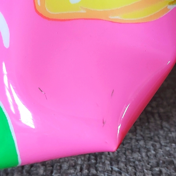 Lily Pulitzer Makeup bag - Picture 5 of 5